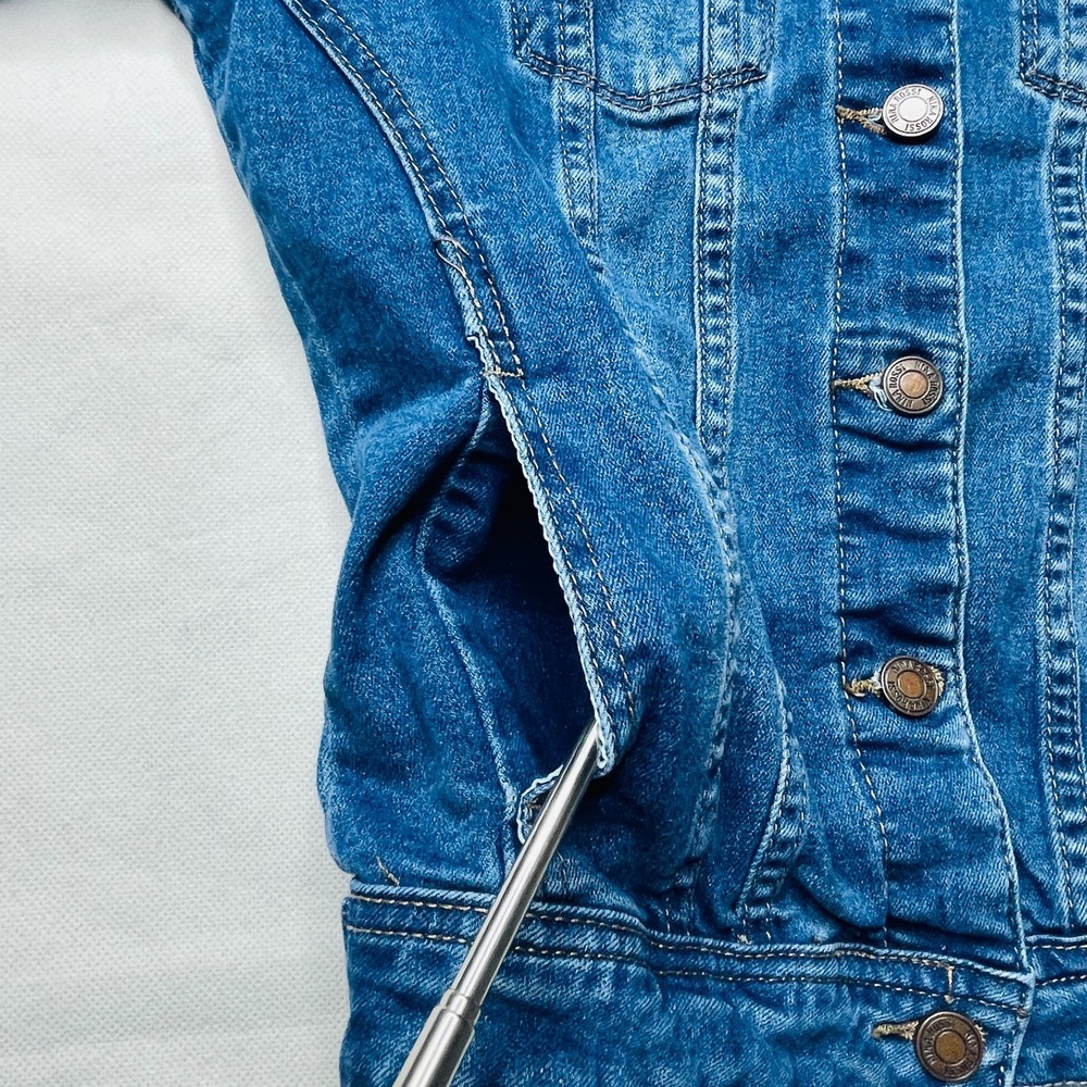 Heart Embroidered Denim Jacket Womens Medium Blue Wash Cropped Boutique - Picture 10 of 15
